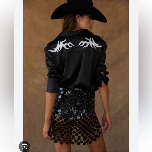 12TH TRIBE Danica Satin Western Flame Black Button Down Shirt Size Medium - Picture 2 of 7